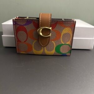 Coach Accordion Card Case in Rainbow Signature Canvas